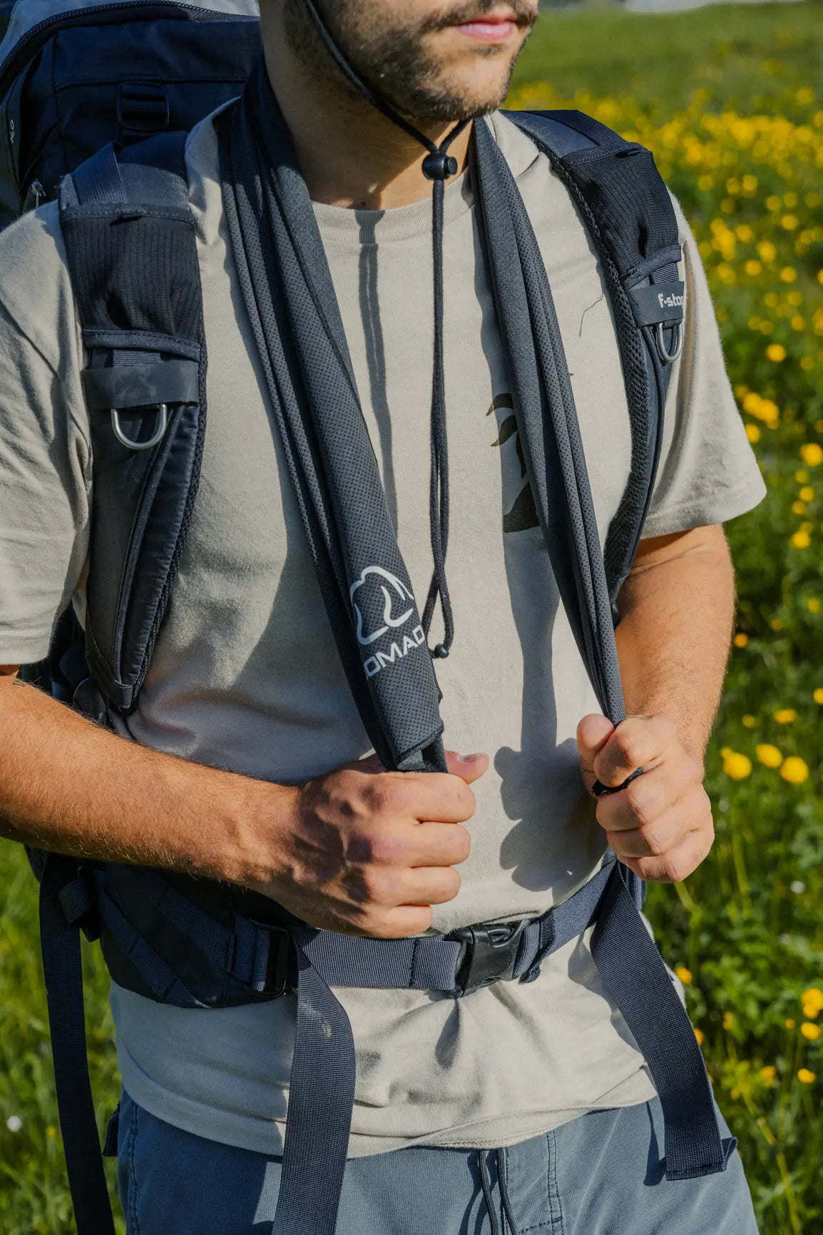 Black Side Nomad Sportswear