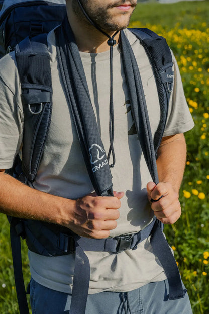 Black Side Nomad Sportswear